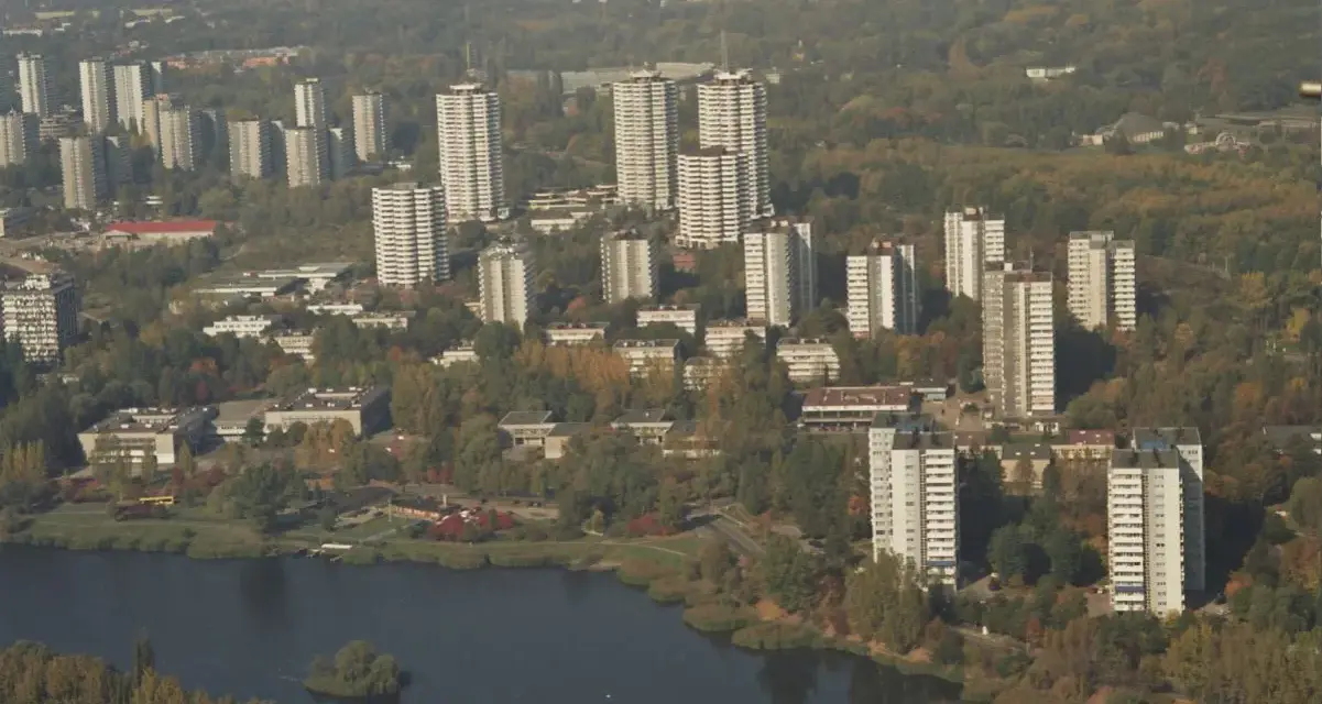 Dojazd na Osiedle Tysiąclecia: Praktyczny przewodnik