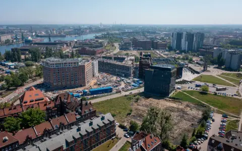 Kupno mieszkania od dewelopera: czy zgłaszać do urzędu?